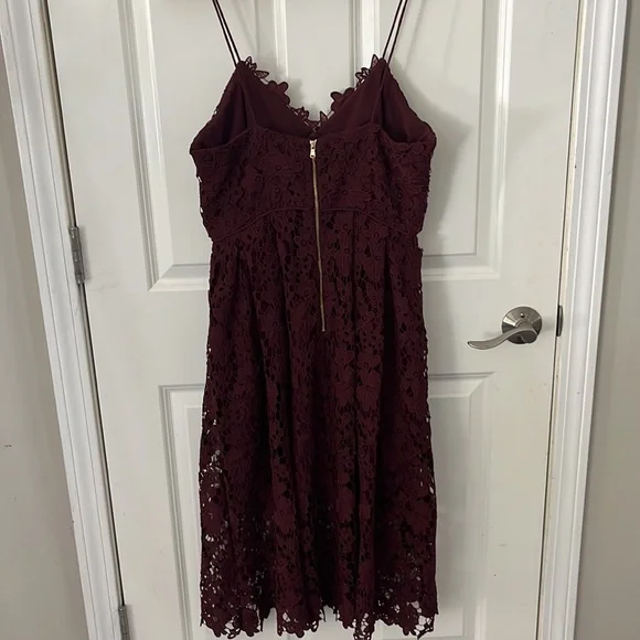 Anthropologie Dress Donna Morgan Renata Lace dress size 12 burgundy - Picture 7 of 11
